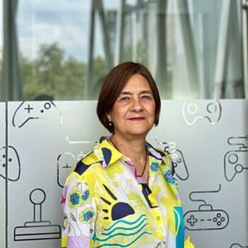 Dr Lourdes Martínez-Villaseñor